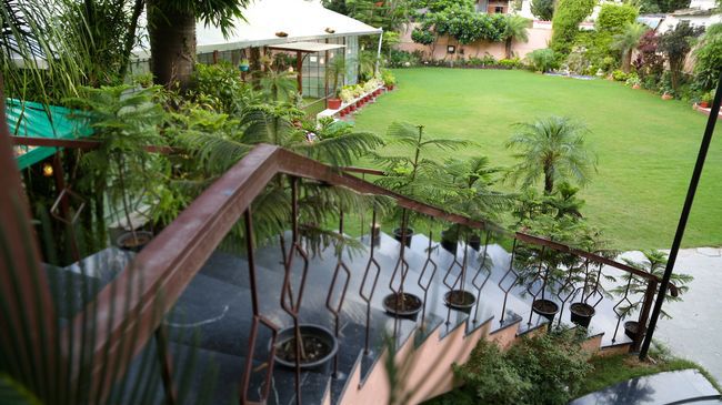 דהראדון Inderlok Hotel מראה חיצוני תמונה